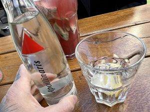 water  at Hans im Glück in Oldenburg