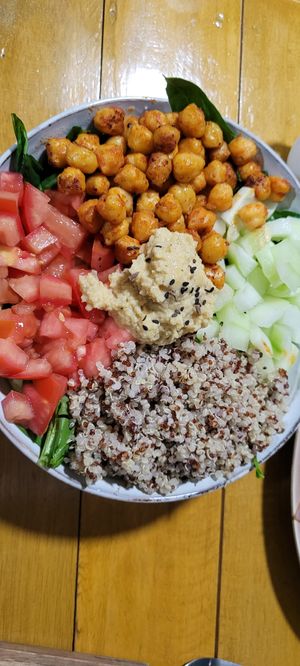 Holistic bowl (comes with a garlic sauce) at Mantra Alimentación Consciente in Tarapoto
