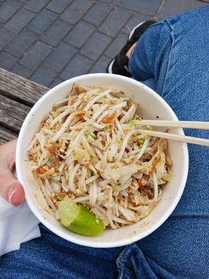 Vegan pad thai at Tuk Tik Thaï Food District in Bordeaux
