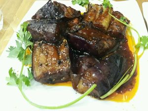Braised aubergine at Vegetarian in the Golden Age in Vientiane