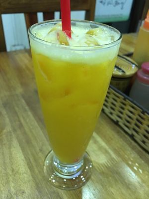Passionfruit Juice at Vegetarian in the Golden Age in Vientiane