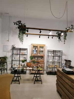 Una tiendita especial  at Lo Que Diga Lola in Coslada