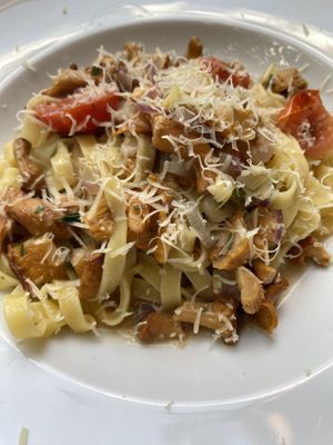 Tagliatelle with mushrooms and vegan parmesan (seasonal)  at Biondo in Frankfurt