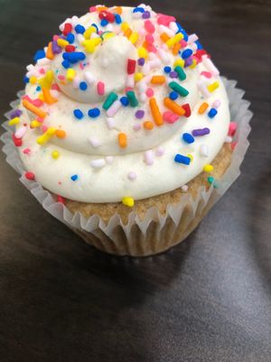 Vegan Vanilla cupcake at Hocking Hills Coffee Emporium in Logan
