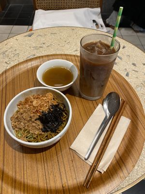   at Ming-Teng HAO HAO in Tokyo