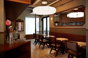 Indoor seats at Ming-Teng HAO HAO in Tokyo