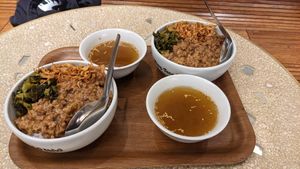  at Ming-Teng HAO HAO in Tokyo