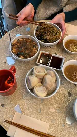   at Ming-Teng HAO HAO in Tokyo