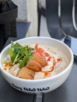  at Ming-Teng HAO HAO in Tokyo