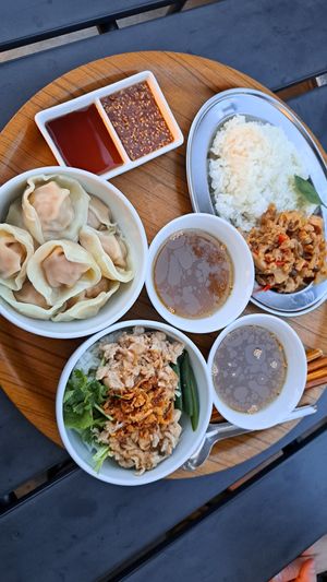  at Ming-Teng HAO HAO in Tokyo