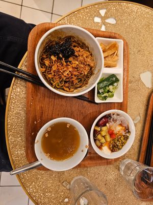 Soupless noodles and tofu pudding at Ming-Teng HAO HAO in Tokyo