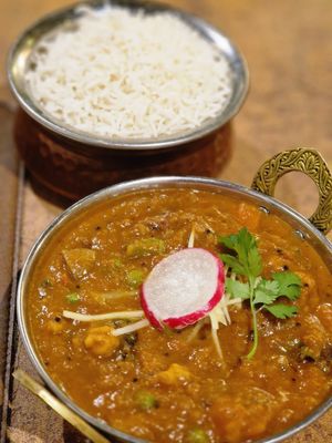 Vegetables curry with plain basmati rice at Naan Bar in Valletta