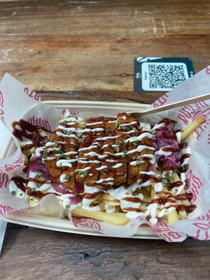 Garlucky Loaded Fries  at Dirty Vegan - Barcode Street Food in Oslo