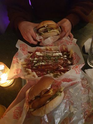 BBQ smash (top), Garlic fries plate, Garlicious burger (bottom) at Dirty Vegan - Barcode Street Food in Oslo