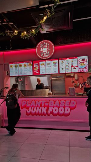  at Dirty Vegan - Barcode Street Food in Oslo