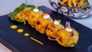 Tolichowki puffs from Deccani Bites food truck are vegan and gluten-free. at Celebration Park Naples in Naples