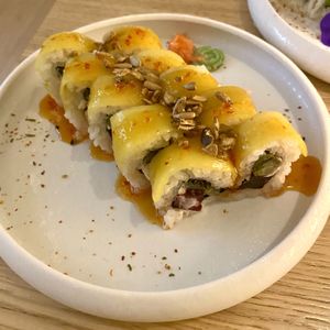 Lovely vegan sushi, bao and desert  at MUDRA Plant Based  in Madrid