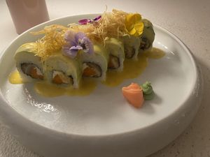 Uramaki dragon  at MUDRA Plant Based  in Madrid