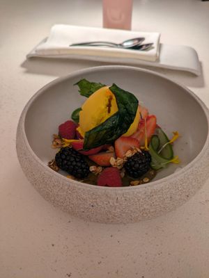 Holy basil fruit desk at MUDRA Plant Based  in Madrid