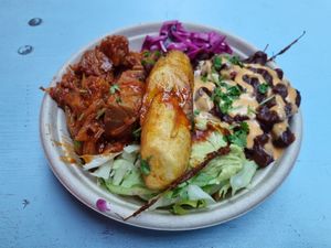 Ndambe mix - Beans, plantain, jackfruit, salads at Fulani - Afro Caribbean Street Food in Oslo