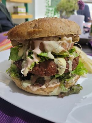 #veganburgerfest at Las Veganas in Medellin