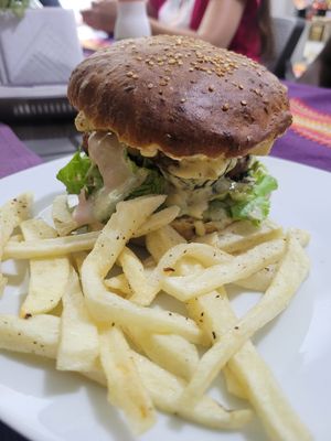 burger and fries at Las Veganas in Medellin