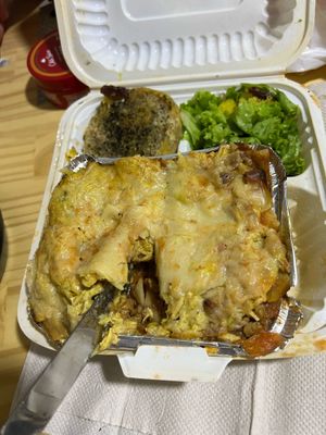 the lasagna had artichokes and corn in it? at Las Veganas in Medellin