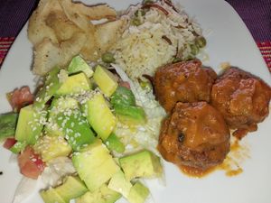 menu del dia con proteina de soya at Las Veganas in Medellin