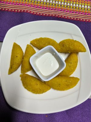 Empanadillas at Las Veganas in Medellin