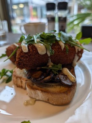 Croquettes & shrooms at TEDS in Rotterdam