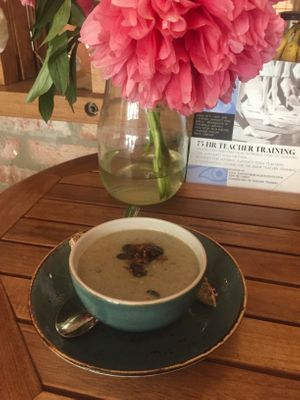 All the menu is vegan. You can find different options to eat something after the amazing Yoga classes. They have also lunch menu and soups that you can ask in small or normal size. at Jivamukti Canteen in Berlin