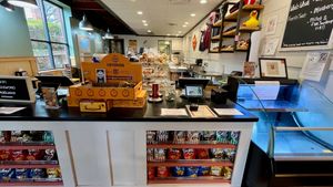Front desk at Sully's Steamers in Brevard