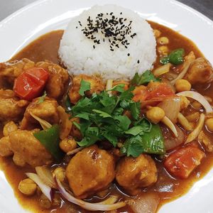 Vegan Tikka Masala at Loving Hut in Douala