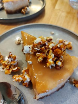 Cheesecake at BRÛLÉ in Toulouse