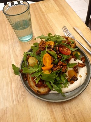 BBQ toast at BRÛLÉ in Toulouse