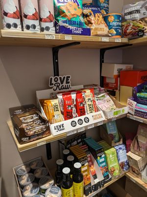 Mini vegan store pt2 at BRÛLÉ in Toulouse