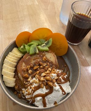 Sweet pancakes with added fruit + filter coffee    at BRÛLÉ in Toulouse