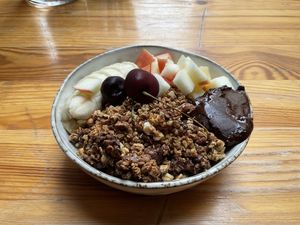 Granola  at BRÛLÉ in Toulouse
