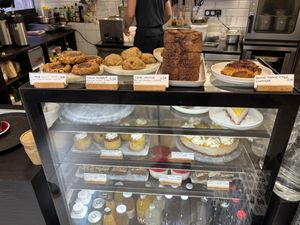 Wow  at BRÛLÉ in Toulouse