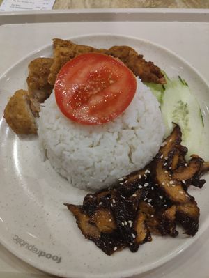 Chicken Rice at Nyonya Vege in Kuala Lumpur