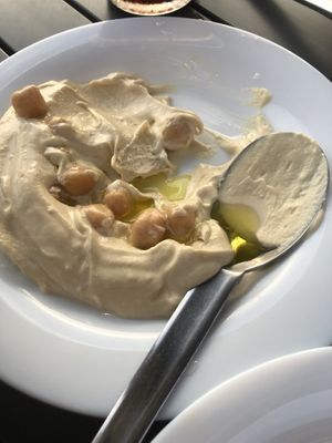 Hommous  at La Rocha in Marseille