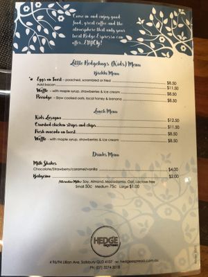 They are happy to veganise menu options. 🧡 i had pumpkin soup  at Hedge Espresso in Salisbury