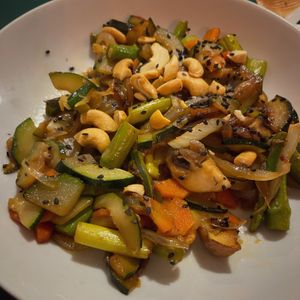 Vegan - Vegetable stirfry, very tasty at La Seda Veggie Kitchen Restaurante Vegetariano in Elche