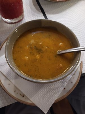 Creme de legumes at Oasis Vegetariano - Marques de Sa da Bandeira in Lisbon