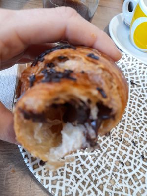 "Nutella"croissant at La Veggiesseria in Tarragona