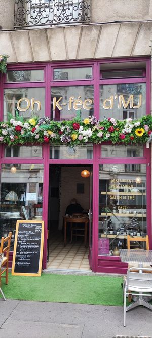 La entrada es pequeñita, pero muy coqueta at Oh K-fée d'Mj in Nantes