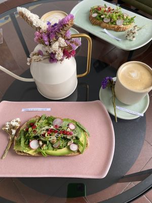  avocado toast  at Glück in Oaxaca