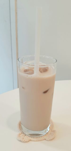 Milk tea at Bgomi in Seoul