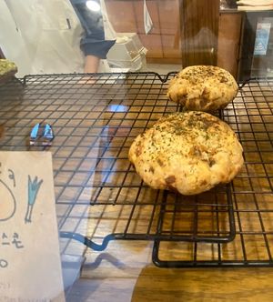 Onion scone I think    at Bgomi in Seoul