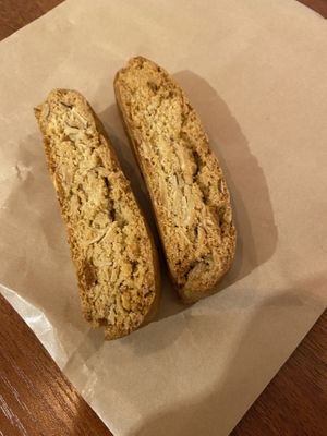 Yum biscotti   at Bgomi in Seoul